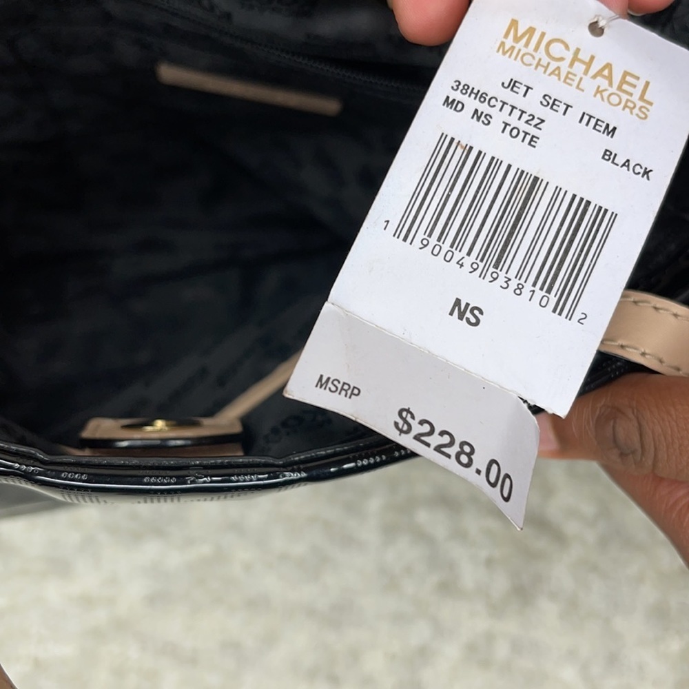 Michael Kors Jet Set Tote Bag - Picture 8 of 13